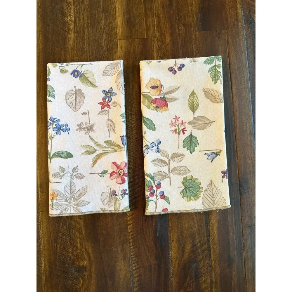 Longaberger Vintage Botanical Floral Cloth Napkins Set of 2
